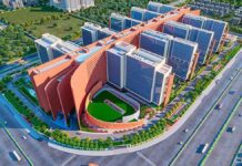 સુરતના હીરા ઉદ્યોગનો ઇતિહાસ! Surat Diamond Bourse-dimond-industry