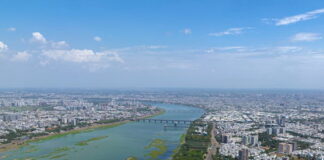 ફ્લેશબેક: સુરત ટેક્સટાઇલ ઉદ્યોગ Surat-textile-flashback-hystort-information