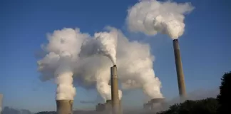 અંકલેશ્વરમાં નાગરિકોના આરોગ્યને ગંભીર અસર કરતા કેમિકલ ઉદ્યોગોના પ્રદૂષણ અને ટ્રાફિક સમસ્યાનો મામલો ઉગ્ર બન્યો છે! ankleshwar-chamical-polution-